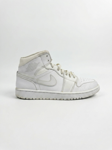 Jordan 1 Mids Triple White