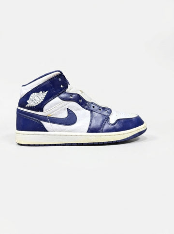 Jordan 1 Mids Midnight Navy