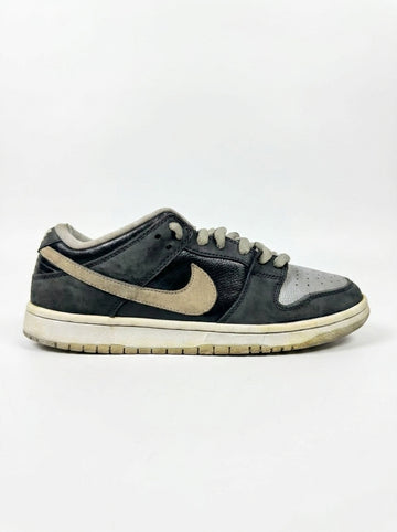 NIKE SB DUNKS
