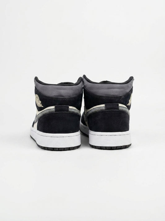 Nike Air Jordan 1 Mid Satin Grey Toe