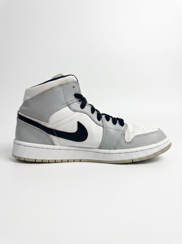 Joradan 1 Mids Smoke Grey