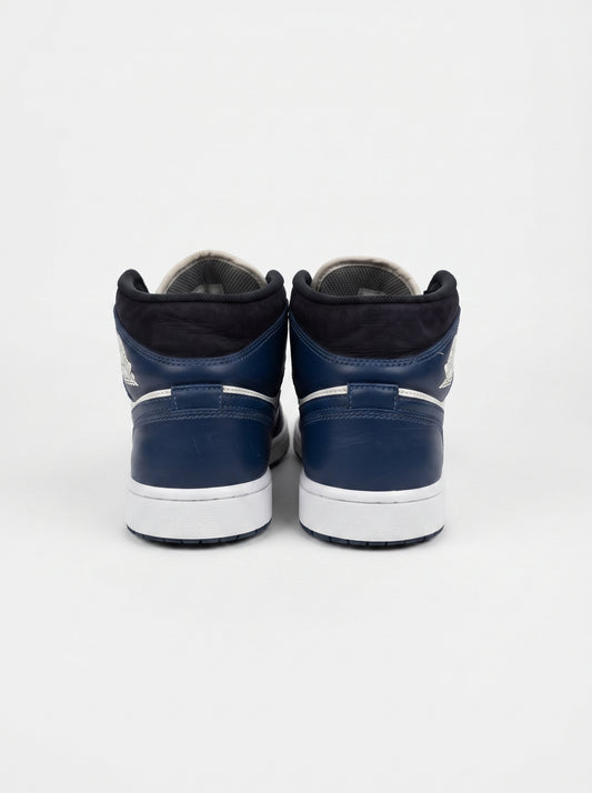 Air Jordan 1 Mids White Metallic Gold Obsidian